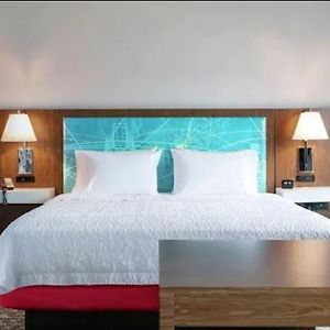 Hampton Inn & Suites Howell